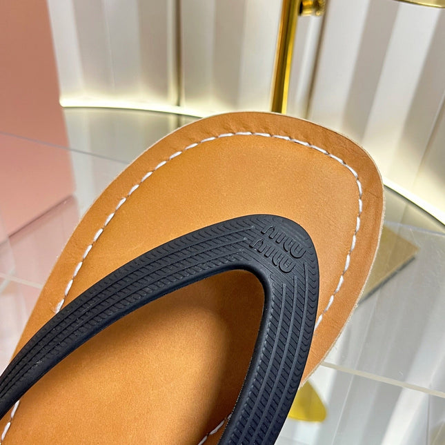 MIUMIU 26S THONG FLAT SANDALS IN BLACK CALFSKIN