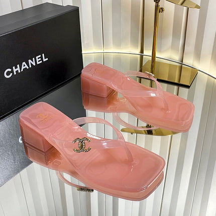 CHANEL 26S TRANSPARENT THONG SANDALS IN PASTEL PINK PVC