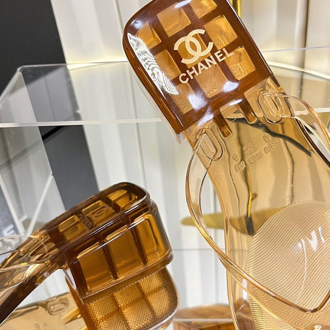 CHANEL 26S TRANSPARENT THONG SANDALS IN BROWN PVC