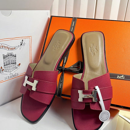 HM 26S ORAN SANDALS IN BURGUNDY RED EPSOM CALFSKIN SILVER HARDWARE