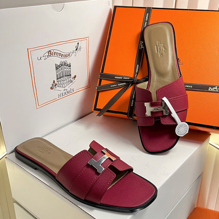 HM 26S ORAN SANDALS IN BURGUNDY RED EPSOM CALFSKIN SILVER HARDWARE