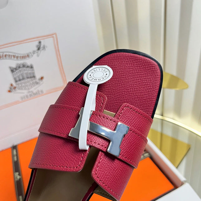 HM 26S ORAN SANDALS IN BURGUNDY RED EPSOM CALFSKIN SILVER HARDWARE