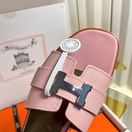 HM 26S ORAN SANDALS IN PINK EPSOM CALFSKIN SILVER HARDWARE