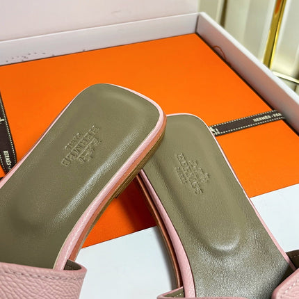 HM 26S ORAN SANDALS IN PINK EPSOM CALFSKIN SILVER HARDWARE