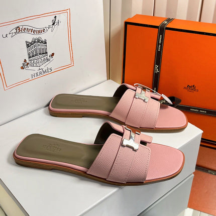 HM 26S ORAN SANDALS IN PINK EPSOM CALFSKIN SILVER HARDWARE