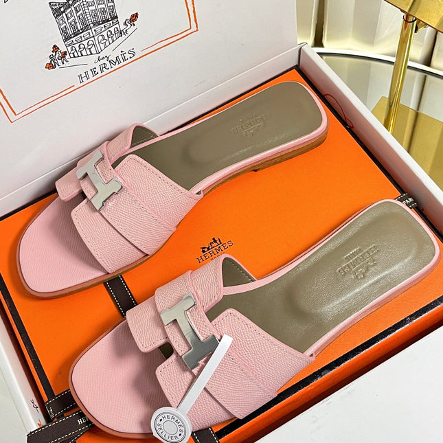 HM 26S ORAN SANDALS IN PINK EPSOM CALFSKIN SILVER HARDWARE
