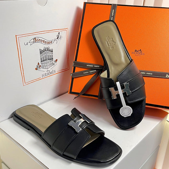 HM 26S ORAN SANDALS IN BLACK CALFSKIN SILVER HARDWARE