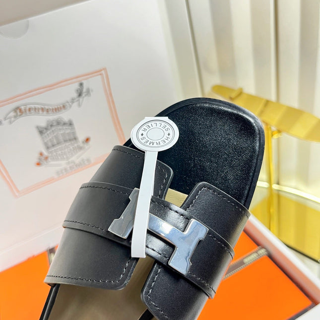 HM 26S ORAN SANDALS IN BLACK CALFSKIN SILVER HARDWARE