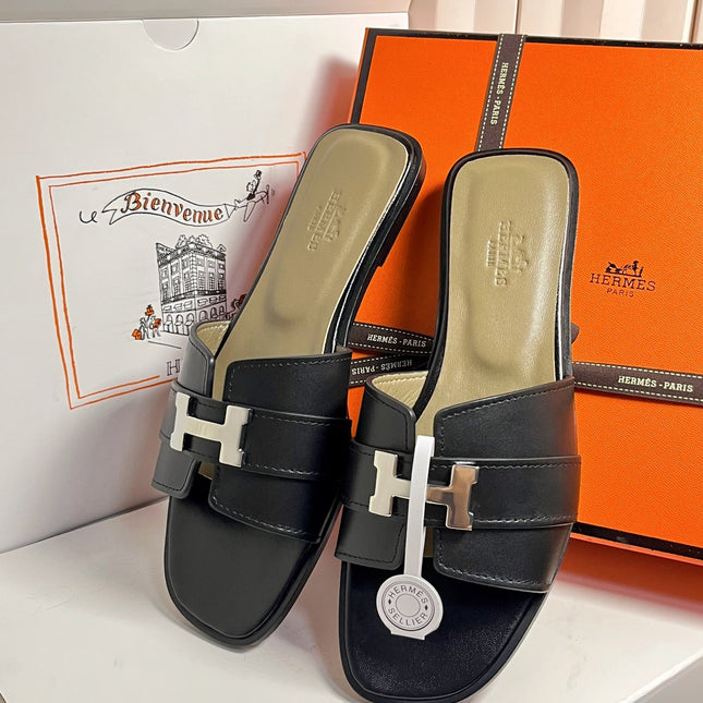 HM 26S ORAN SANDALS IN BLACK CALFSKIN SILVER HARDWARE