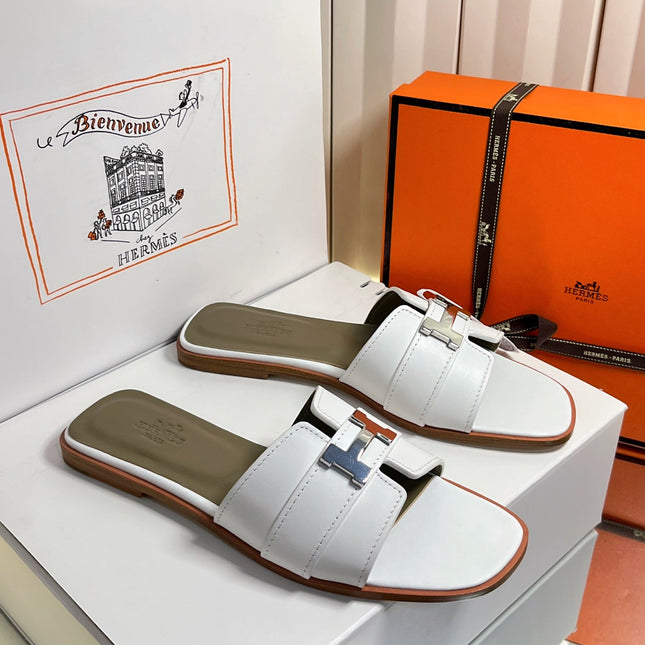 HM 26S ORAN SANDALS IN WHITE CALFSKIN SILVER HARDWARE
