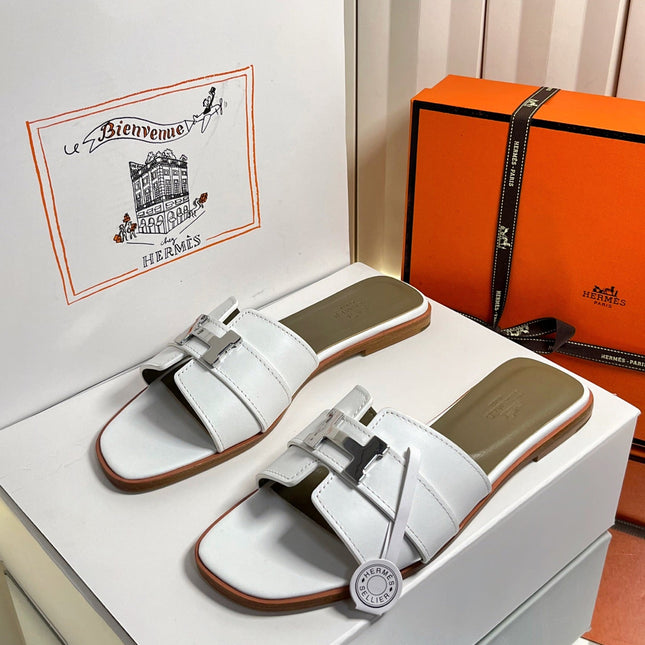 HM 26S ORAN SANDALS IN WHITE CALFSKIN SILVER HARDWARE