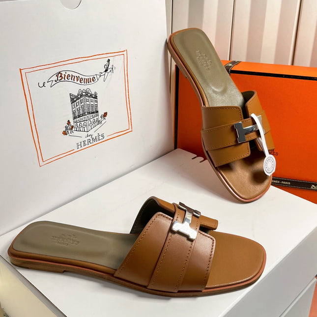 HM 26S ORAN SANDALS IN CARAMEL BROWN CALFSKIN SILVER HARDWARE