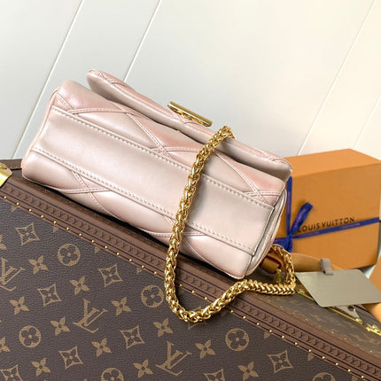 LV 25S GO-14 MM 23 IN LIGHT PINK QUILTED LAMBSKIN GOLD HARDWARE