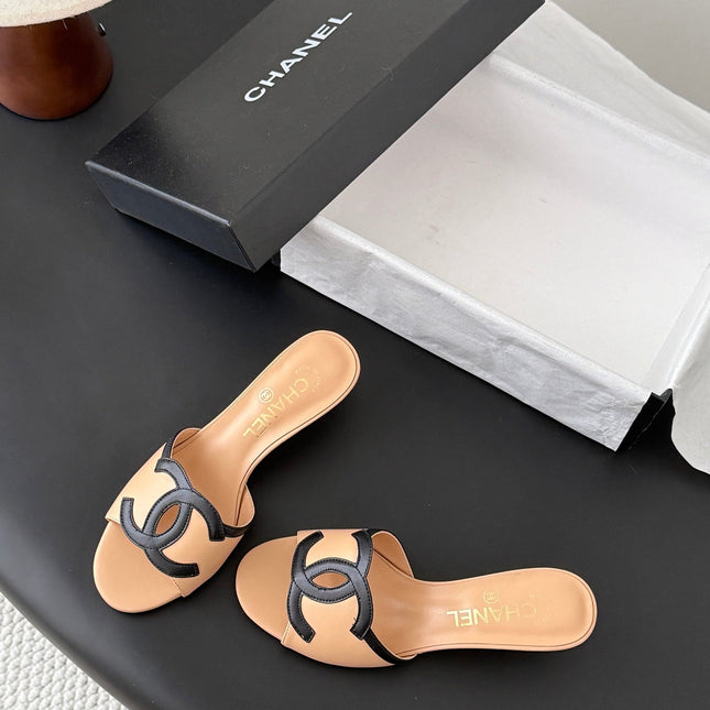 CHANEL HIGH MULES IN BEIGE MIX BLACK CALFSKIN