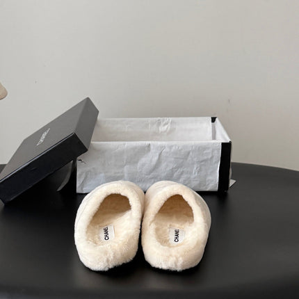 CHANEL 26S MULES IN WHITE SHEARLING LINING ROUND TOE