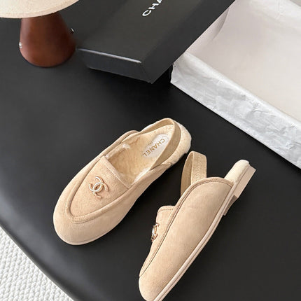 CHANEL 26S SLINGBACK LOAFERS IN BEIGE SUEDE AND SHEARLING LINING