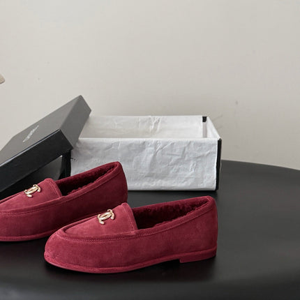 CHANEL 26S LOAFERS IN BURGUNDY SUEDE AND SHEARLING LINING