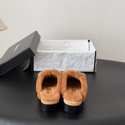 CHANEL 26S MULES IN BROWN SHEARLING AND SUEDE