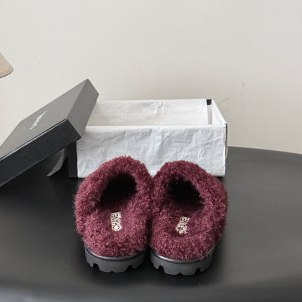 CHANEL 26S SLIDE SANDALS IN BURGUNDY SHEARLING UPPER AND LINING WITH WHITE CC LOGO