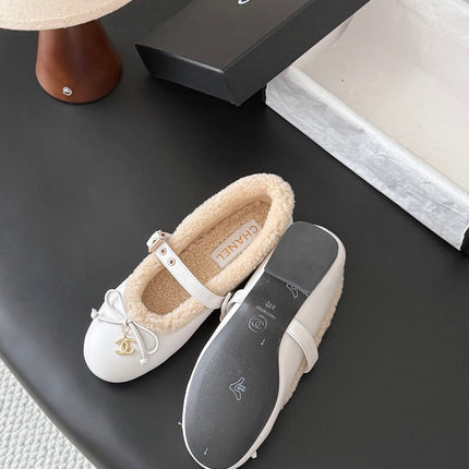 CHANEL 26S MARY JANE FLATS IN WHITE LAMBSKIN AND SHEARLING