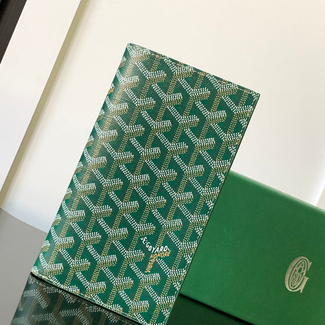 RICHELIEU CHECKBOOK WALLET 19 IN GREEN GOYARDINE CANVAS AND CALFSKIN