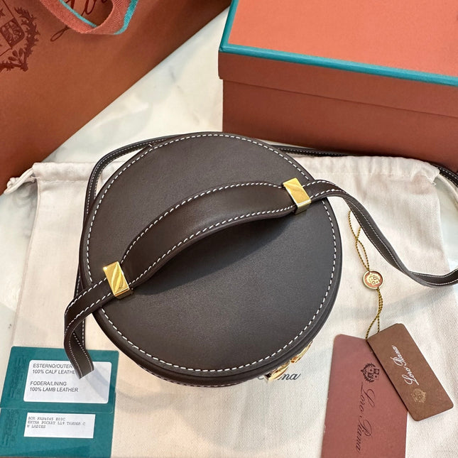 EXTRA CASE MEDIUM 16 BAG IN CHOCOLATE BROWN SMOOTH CALFSKIN WITH GOLD HARDWARE