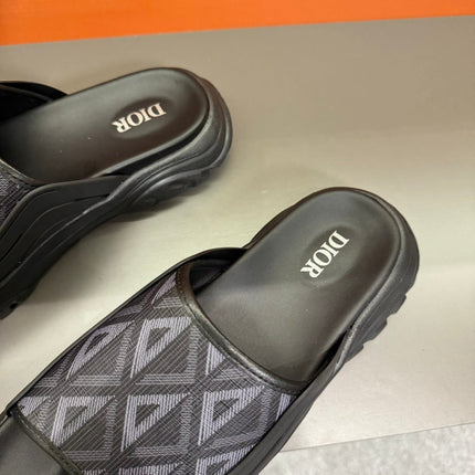 CD H-TOWN SANDAL BLACK AND THISTLE CALFSKIN