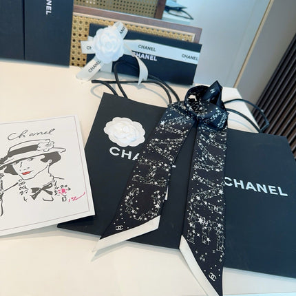 CHANEL 26S TWILLY SCARF 120 IN SILK 437478