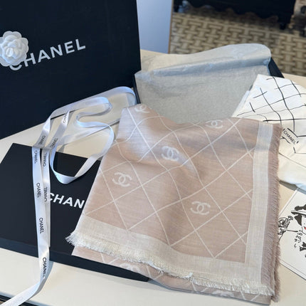 CHANEL 26S SCARF 140 IN SILK AND CASHMERE 504428