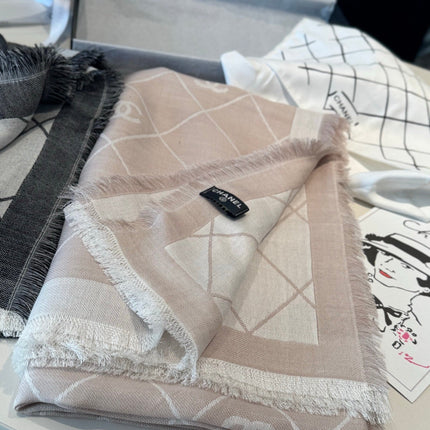 CHANEL 26S SCARF 140 IN SILK AND CASHMERE 504428