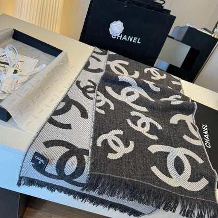 CHANEL 26S SCARF 185 IN WOOL 510947