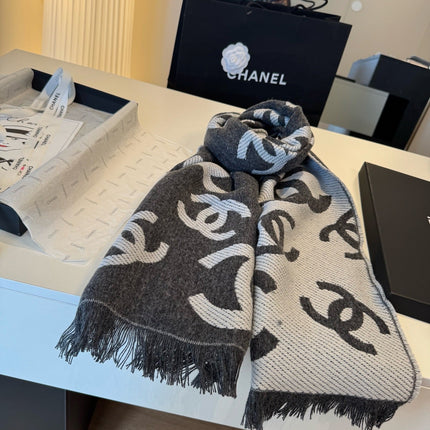 CHANEL 26S SCARF 185 IN WOOL 510947