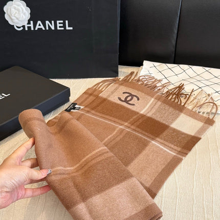 CHANEL 26S SCARF 180 IN CASHMERE 510949