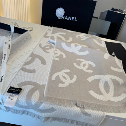 CHANEL 26S SCARF 185 IN WOOL 510946