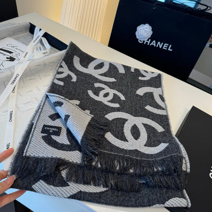 CHANEL 26S SCARF 185 IN WOOL 510947