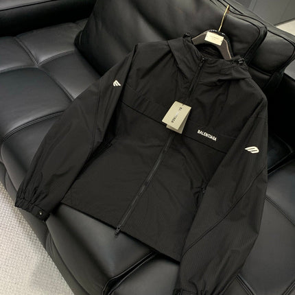 BALENCIAGA 26S HOODED JACKET 158