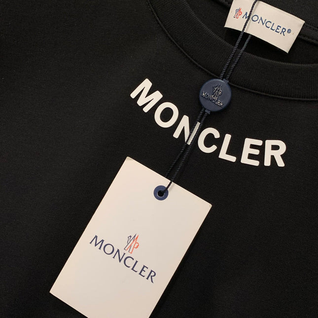 MONCLER 26S SHORT SLEEVE T-SHIRT 598