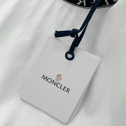 MONCLER 26S SHORT-SLEEVE T-SHIRT 679