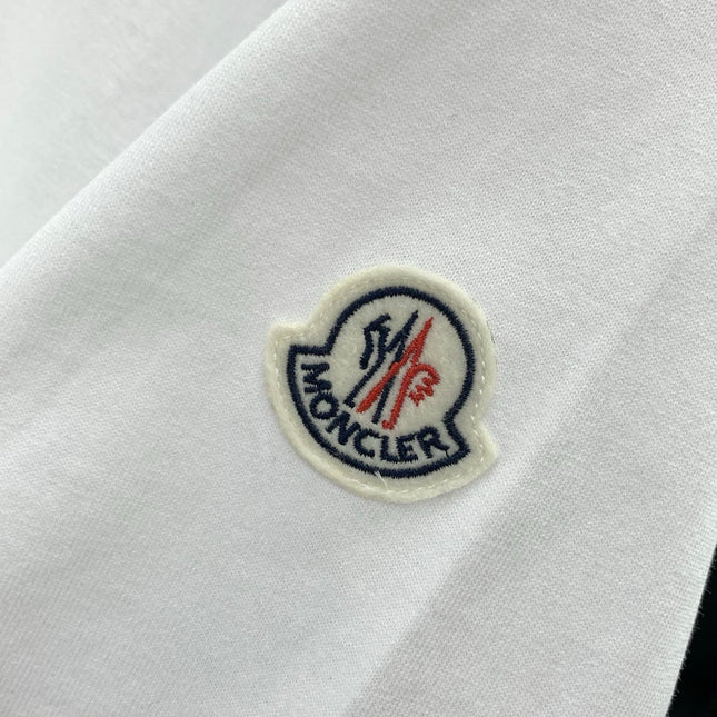 MONCLER 26S SHORT-SLEEVE T-SHIRT 679