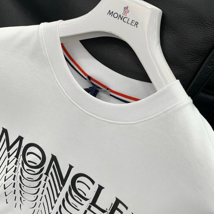 MONCLER 26S SHORT-SLEEVE T-SHIRT 676