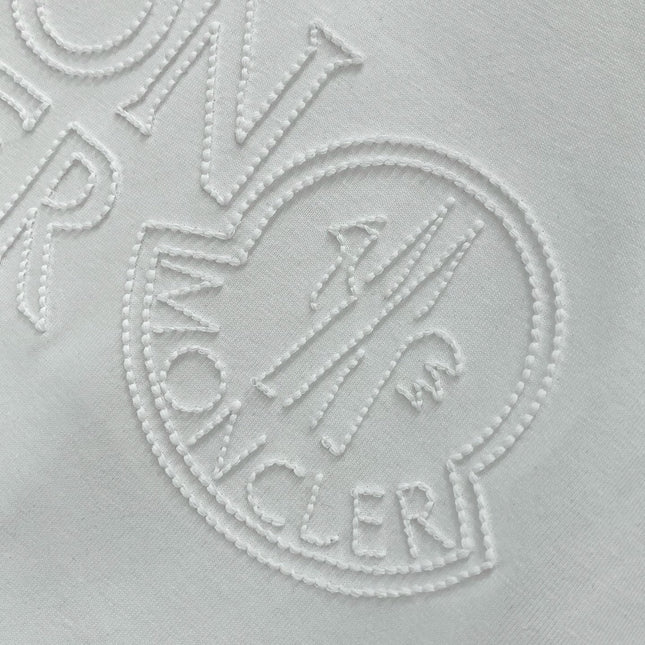 MONCLER 26S SHORT-SLEEVE T-SHIRT 671