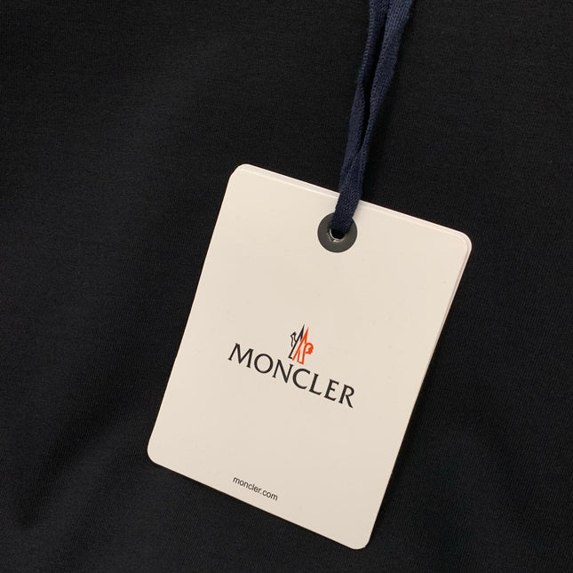 MONCLER 26S SHORT-SLEEVE T-SHIRT 683