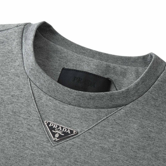 PRADA 26S SHORT SLEEVE T-SHIRT 695