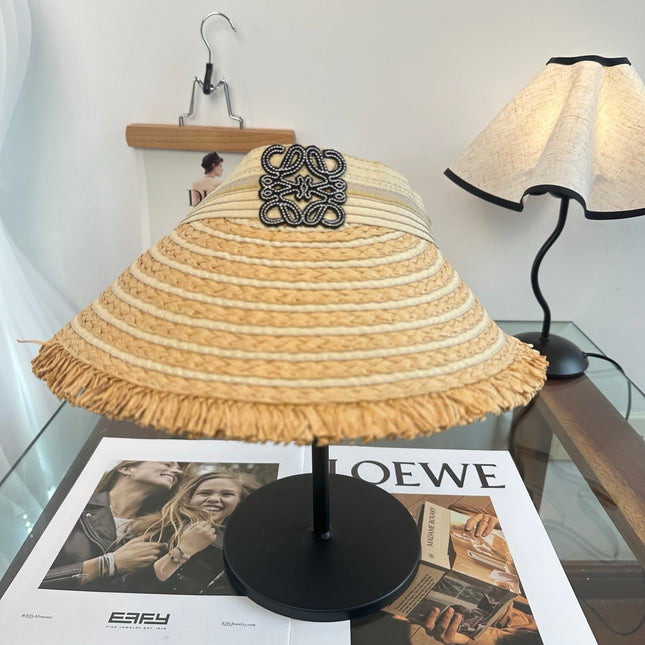 LOEWE 26S RAFFIA SUN VISOR  STYLE 259