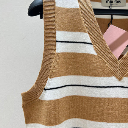 MIUMIU KNIT VEST STYLE 840