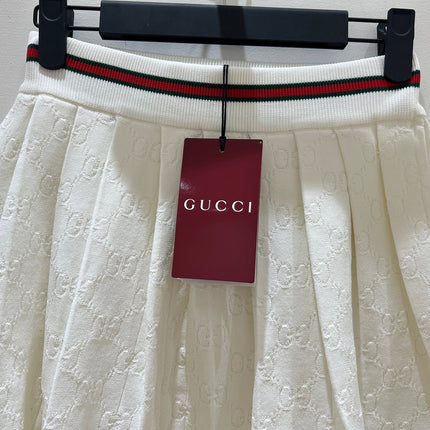 GUCCI 26S PLEATED SKIRT 377