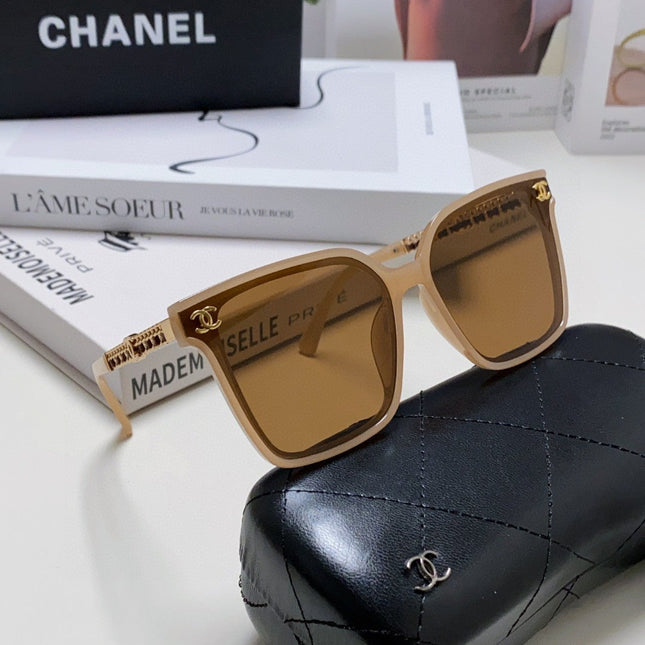 SQUARE SUNGLASSES 632884 IN BEIGE CLEAR ACETATE