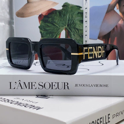 EMBOSSED LOGO DIAGONAL RECTANGULAR SUNGLASSES 563312 IN ACETATE