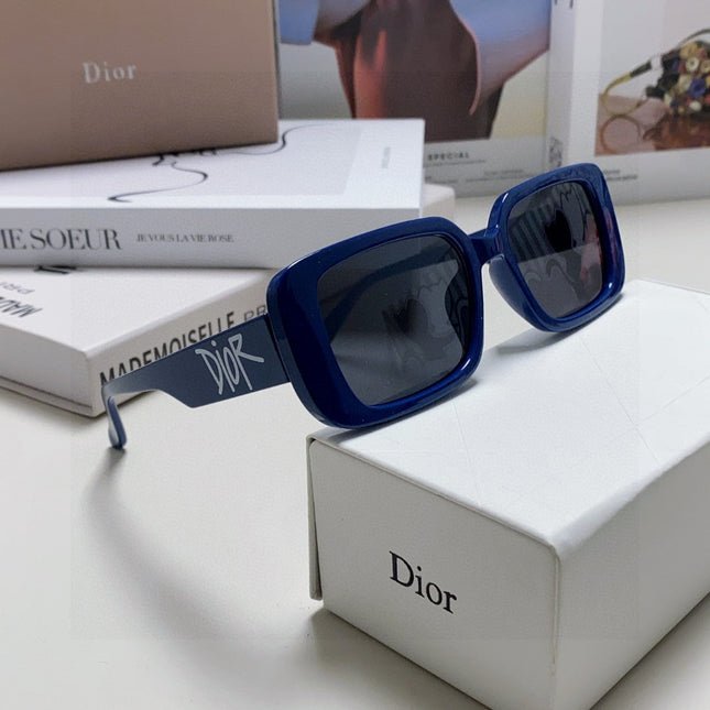 MONTAIGNE SUNGLASS 571595 IN BLUE ACETATE TEXT LOGO