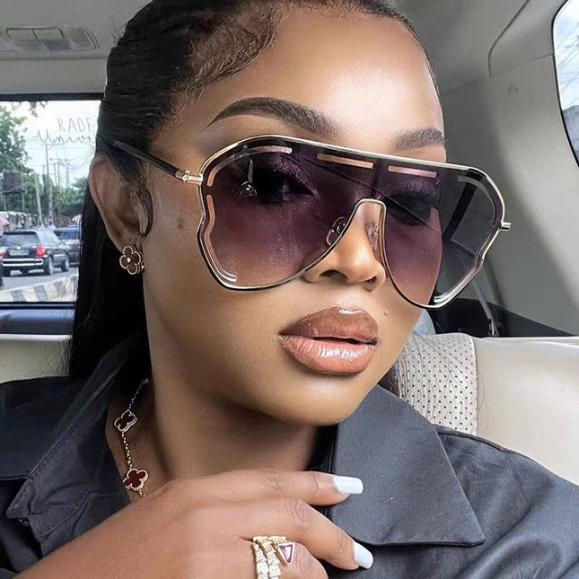 RUNWAY SUNGLASSES 571639 IN GOLD METAL GREY SMOKE LENSES